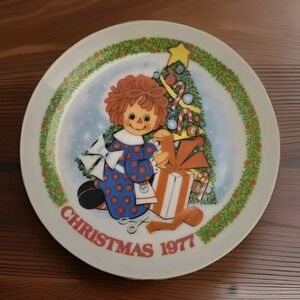 Raggedy Ann & Andy 1977 CHRISTMAS Plate Limited Edition By Schmid  7 5/8" W/BOX